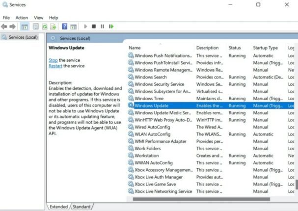 Disable-Windows-11-automatic-updates-via-Windows-Services